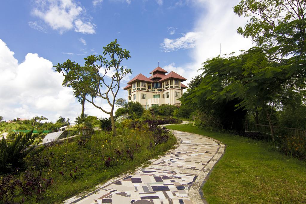 Mount Pleasant Hotel Oattara Thiri Esterno foto