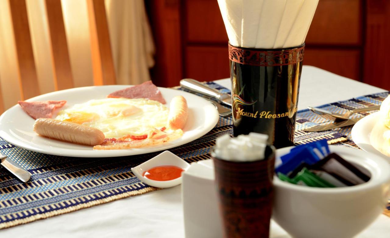 Mount Pleasant Hotel Oattara Thiri Esterno foto